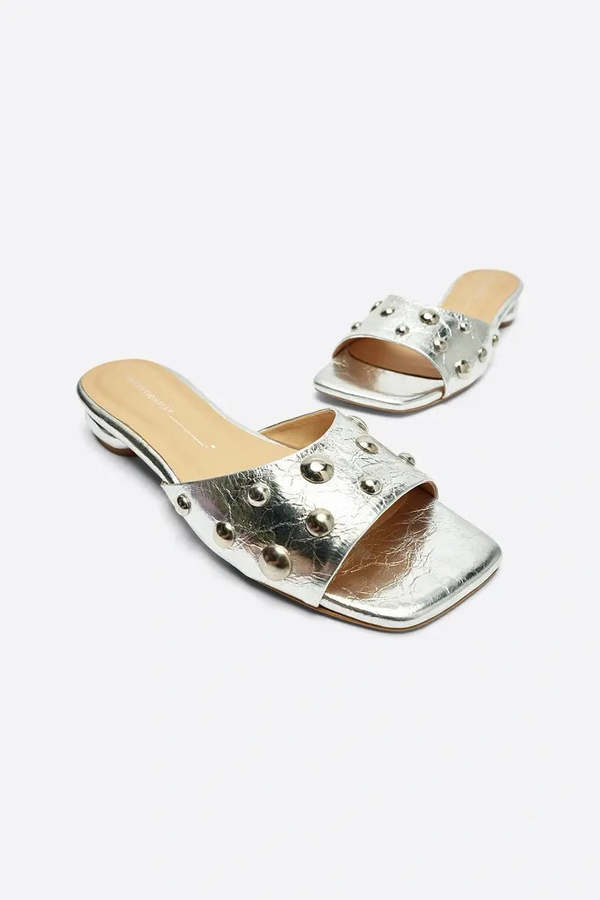 "INTENTIONALLY __________." SADIE METALLIC SLIDE - MERCURY