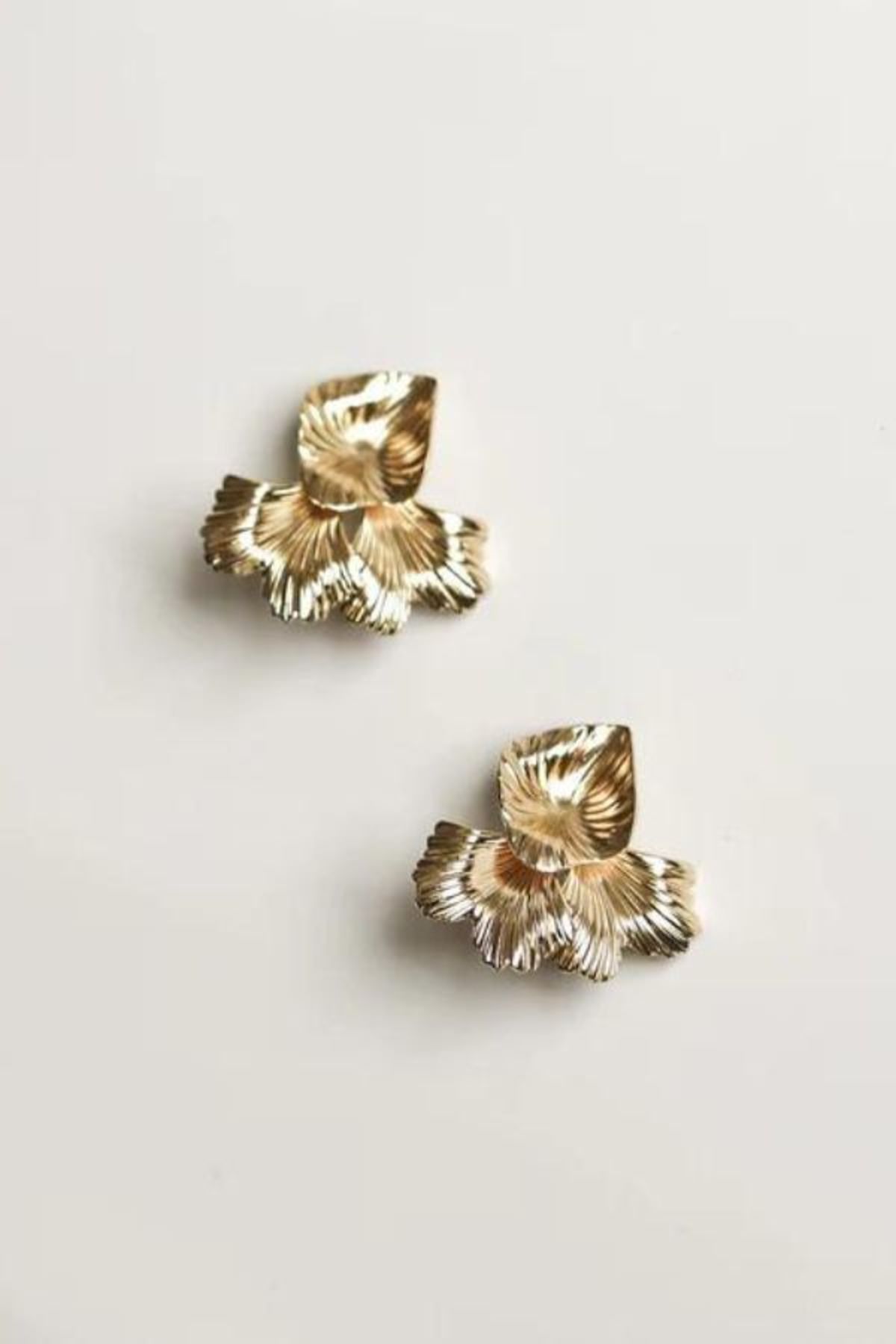 新品【A.B. ELLIE】 Indigo Statement Studs A. B. Ellie Indigo Statement Stud - 14K Gold Plated | Garmentory