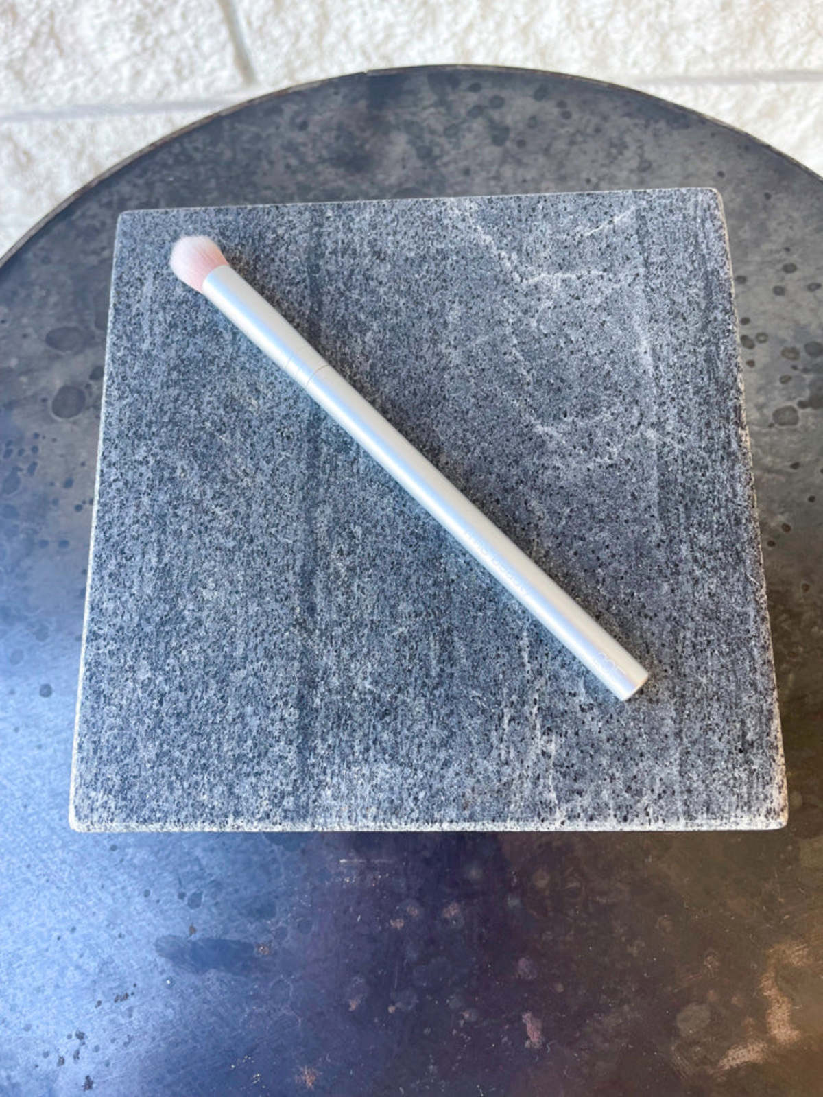 RMS Beauty Eye Polish Brush - Image 2 of 4