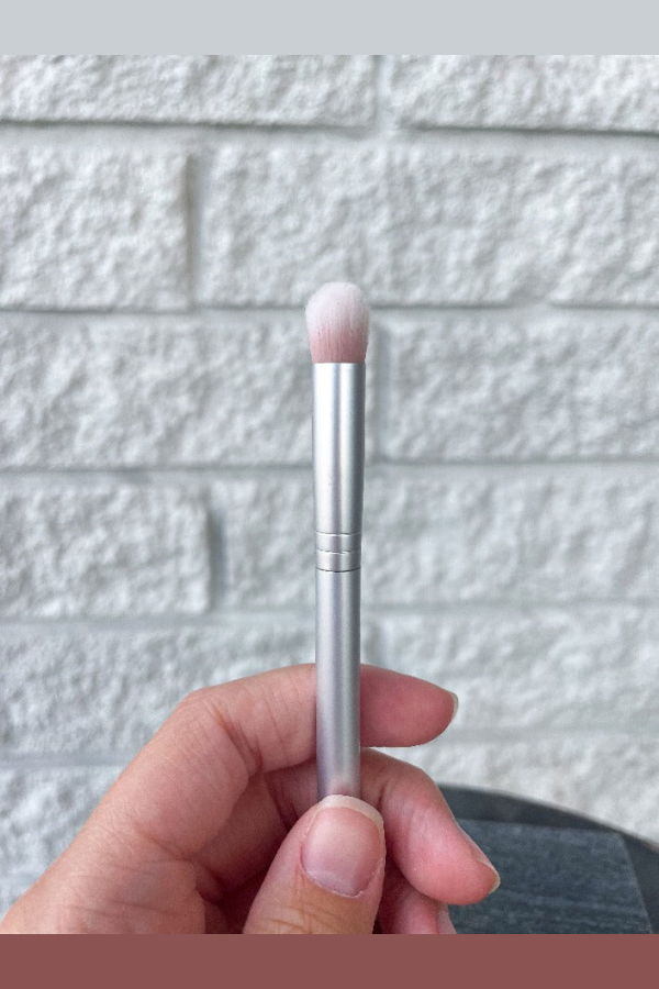 RMS Beauty Eye Polish Brush
