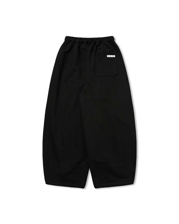 【DEARMINE】One-tuck Balloon Sweatpants Anglan Valley Tuck Balloon Sweatpants - Black | Garmentory