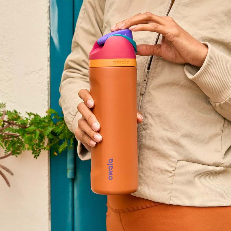 弁当箱・水筒 owala freesip retro boardwalk 24oz Owala FreeSip Insulated Stainless Steel Water Bottle with
