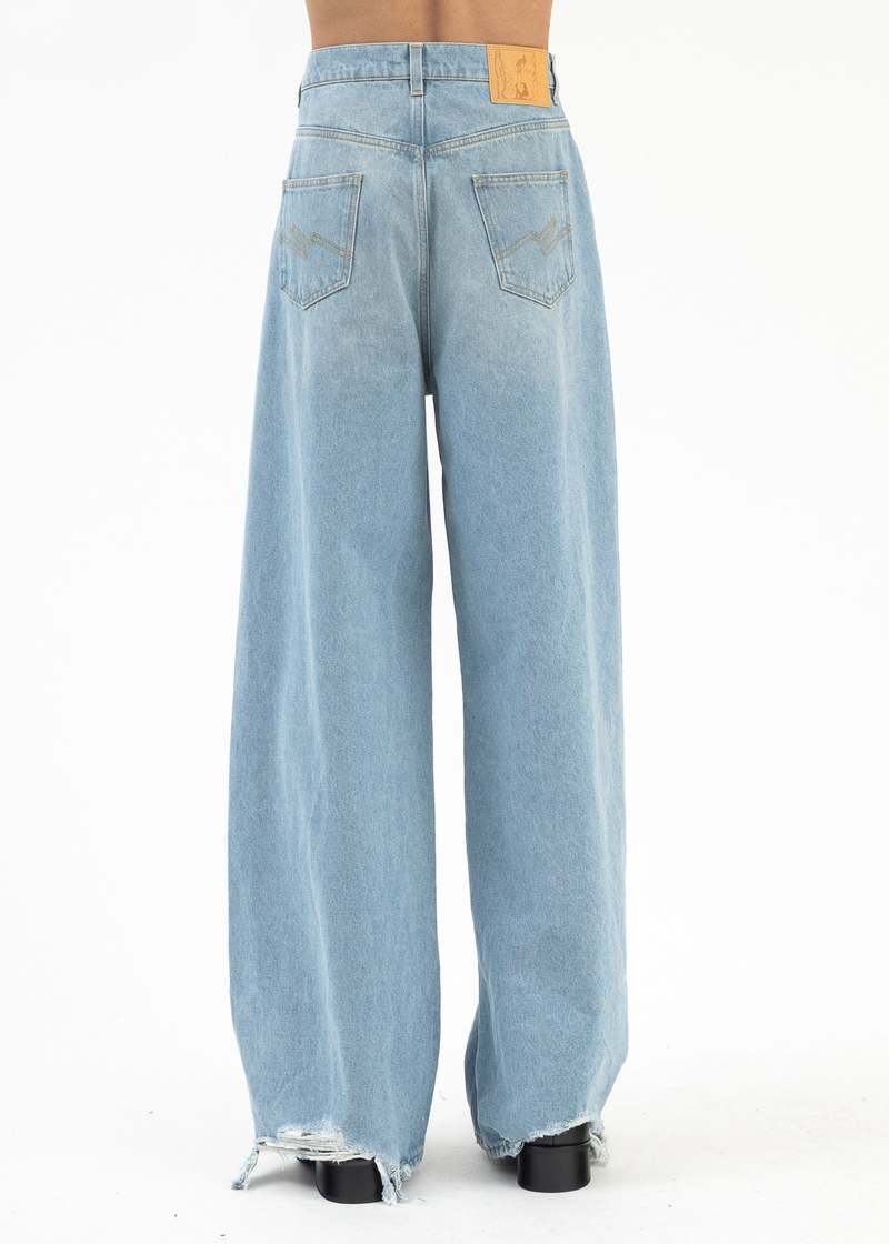 【Martine Rose】ブルー エクストラロング ワイドレッグジーンズ 242892F069002_1.jpg