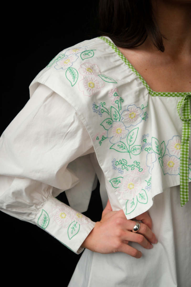 madder madder マダマダ　writing blouse マダマダ writing blouse-romantic sentence