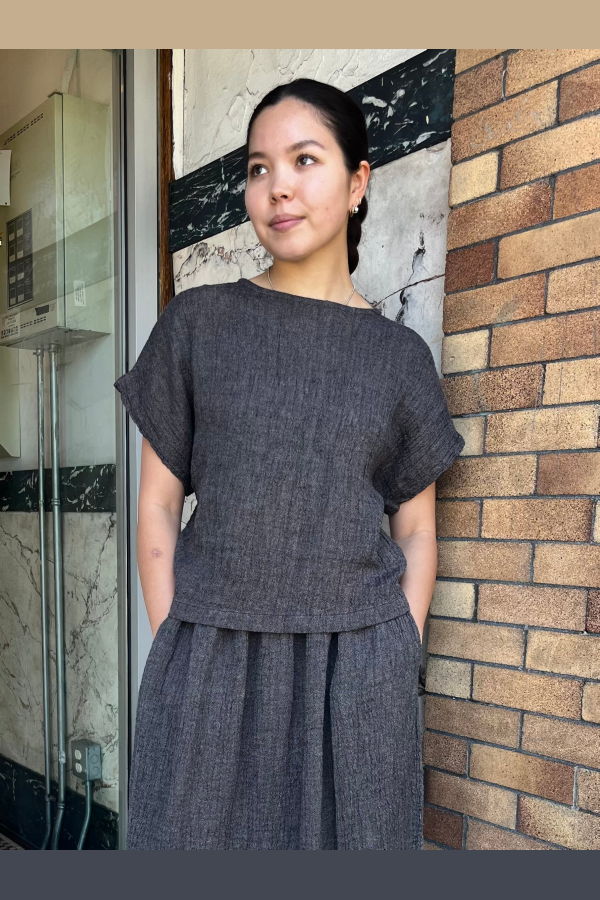 Black Crane Basic Crew Top