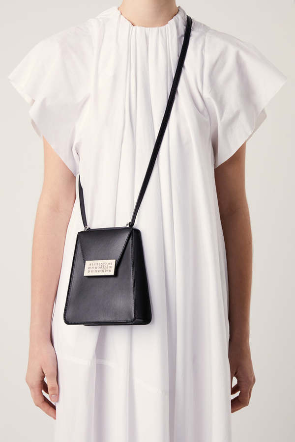 MM6 Maison Margiela Numeric Crossbody Bag ショルダーバッグ MM6 Maison Margiela Numeric ショルダーバッグ | ブラック