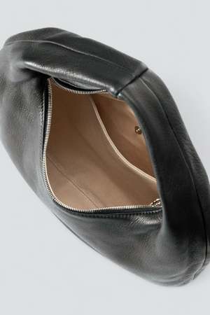 Aeta Black Leather Round One Shoulder Bag - Black | Garmentory