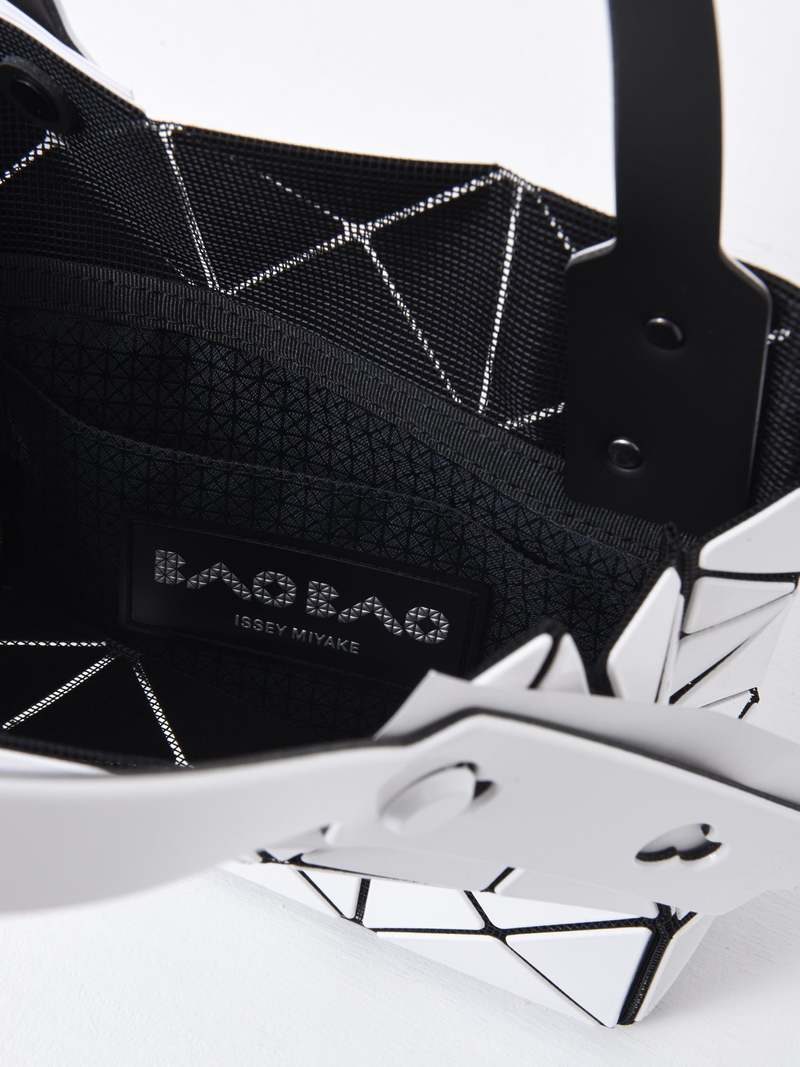 BAO BAO ISSEY MIYAKE CARAT - WHITE | Garmentory