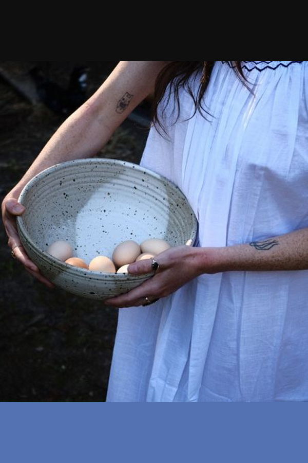Colleen Hennessey Mixing Bowl 11" x 3.5" - Speckled Gray/Foggy White
