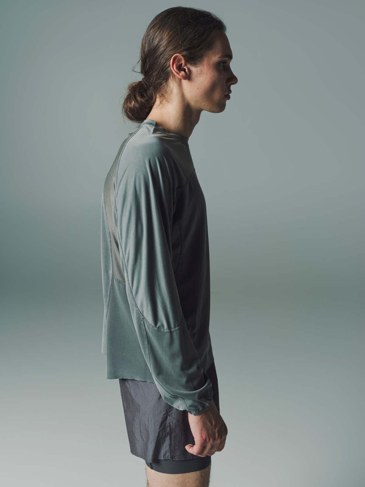 Satisfy Running Mineral AuraLite Desert Tee - Graphite