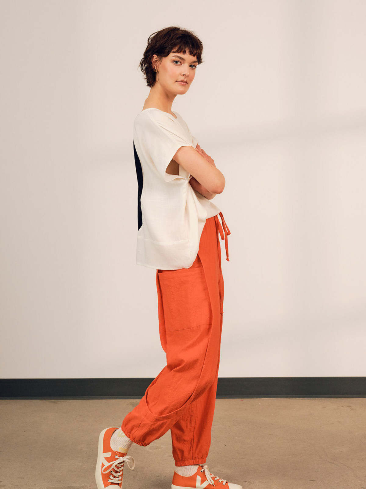 Jennifer Glasgow Iris Top - Cream - Image 2 of 3