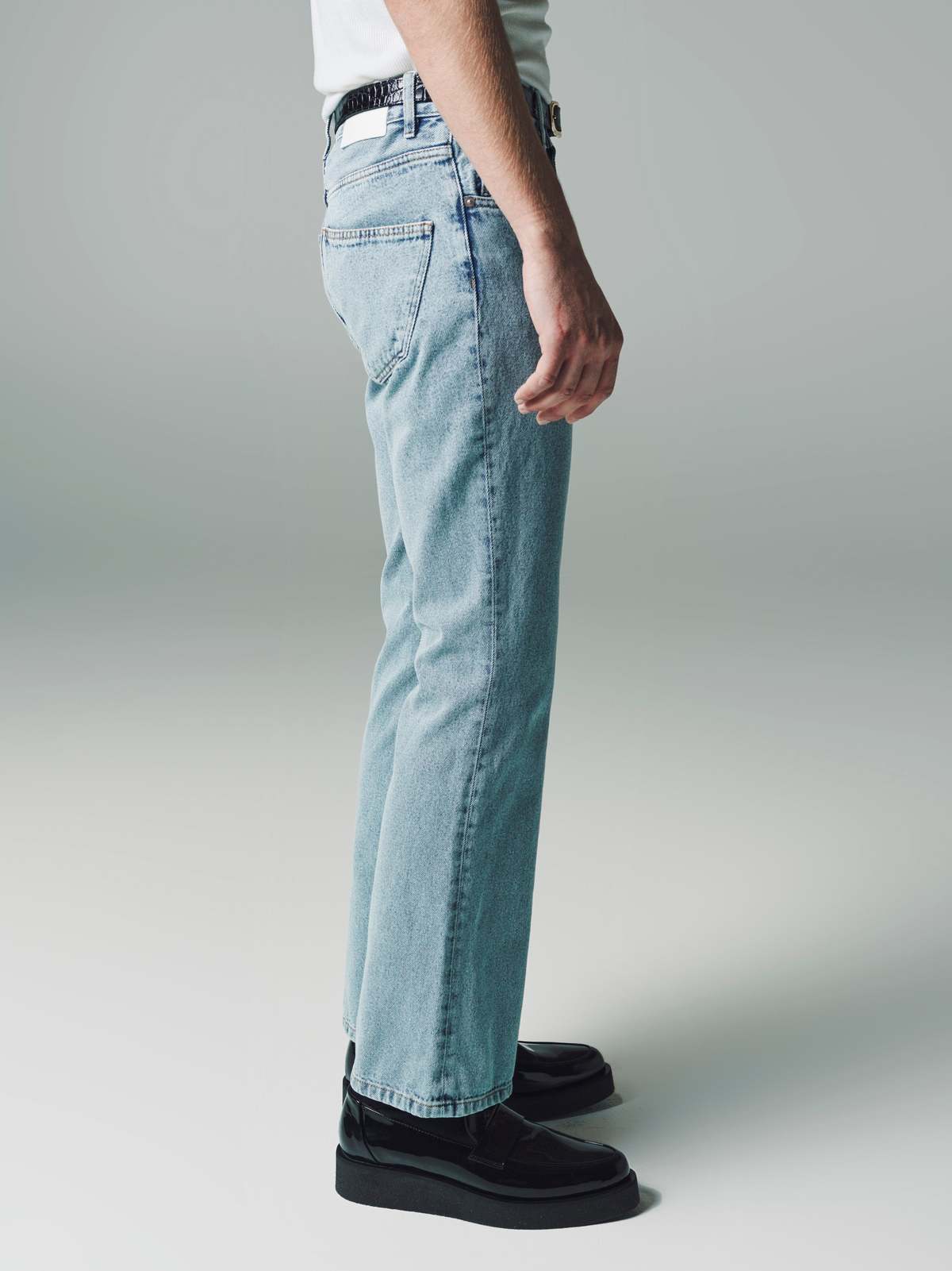 Ernest W. Baker フレアジーンズ　ライトブルー S Ernest W. Baker Flare Jeans - Light Blue | Garmentory