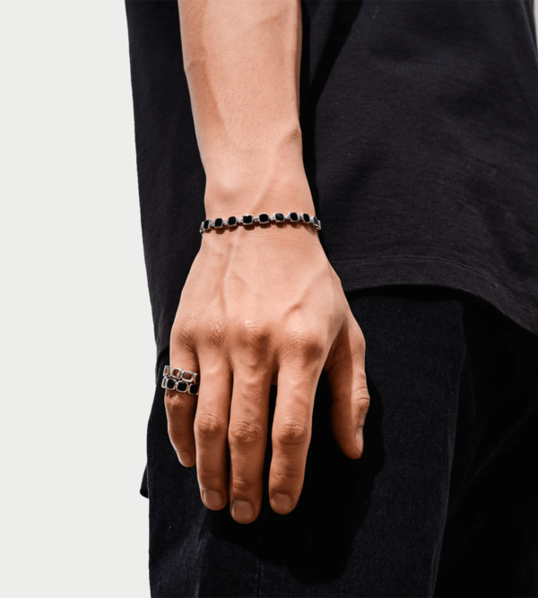 Tom Wood Cushion Band Open - 925 Sterling Silver | Garmentory