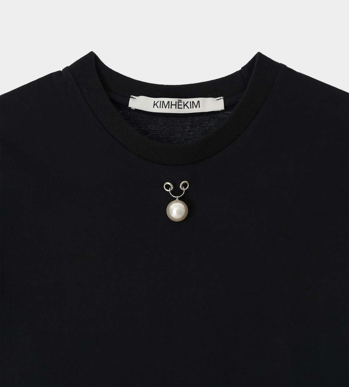 【KIMHEKIM】Pearl Embellished Logo Slim T-Shirt (Black) Pearl Embellished Bow Slim T-Shirt by Kimhekim - societyA