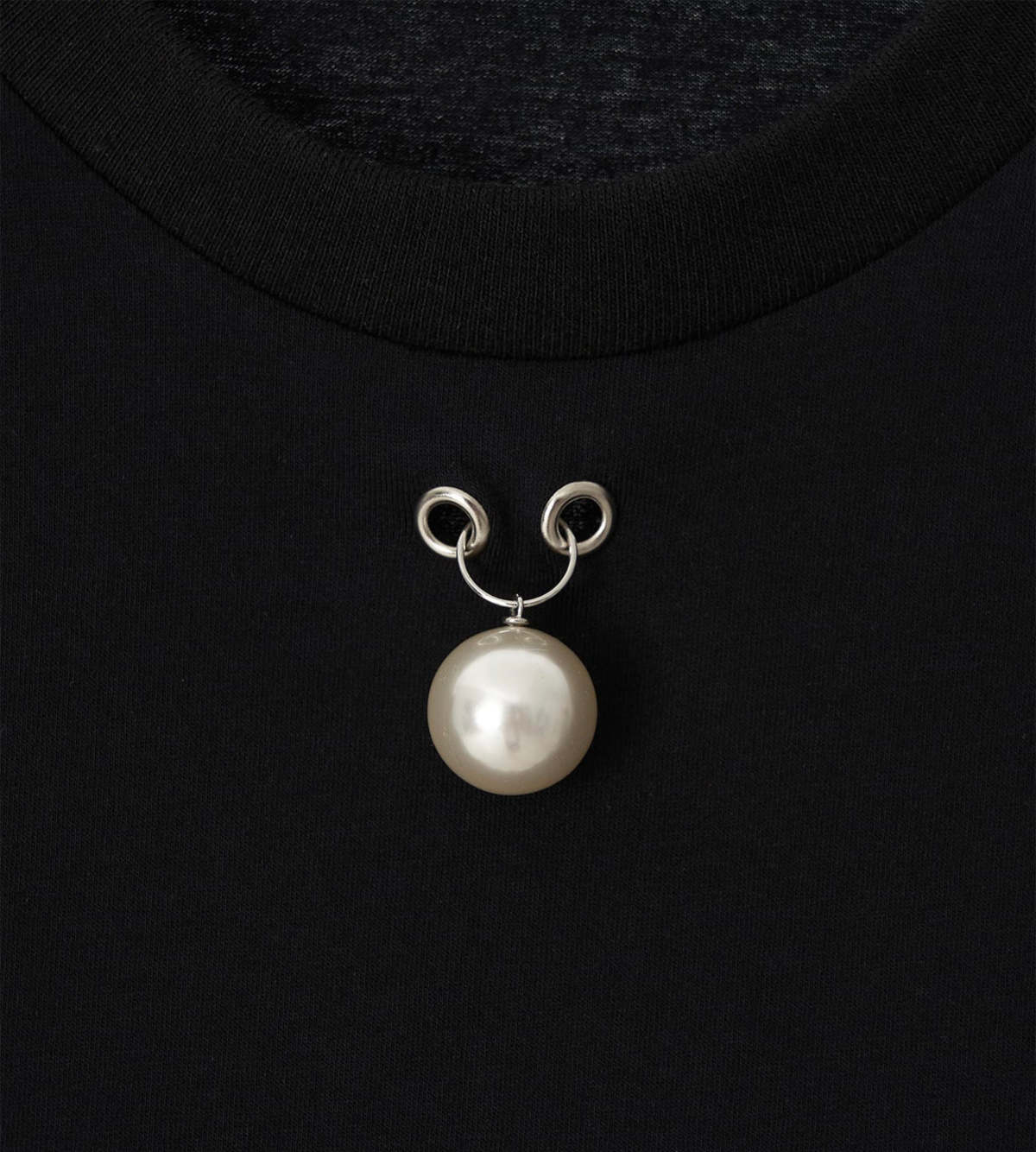 ☆TWO PEARLS PIERCING T-SHIRT/KIMHEKIM☆ One-Pearl-Piercing-T-Shirt-
