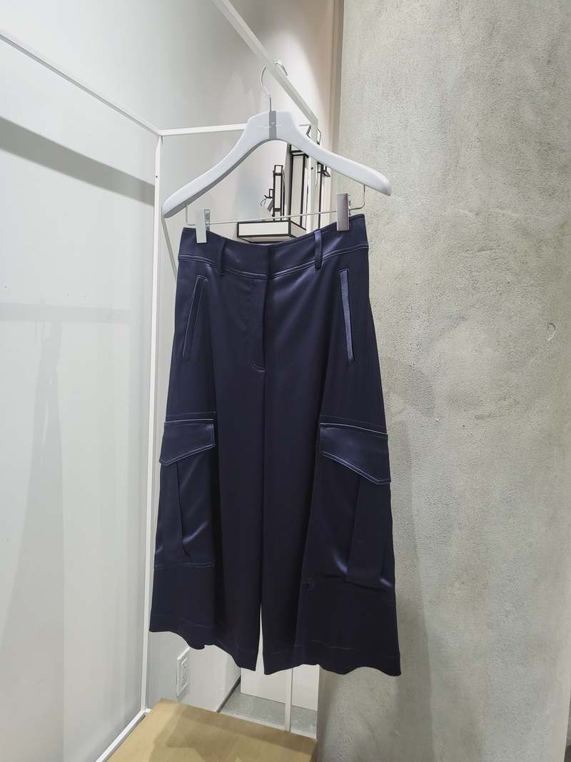 Sies Marjan Sidney Crinkled Satin Elongated Short - Navy Sies Marjan Sidney Crinkled Satin Elongated Short - Navy
