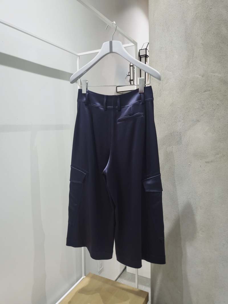 Sies Marjan Sidney Crinkled Satin Elongated Short - Navy Sies Marjan Sidney Crinkled Satin Elongated Short - Navy