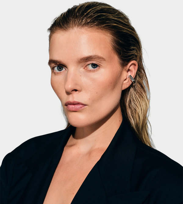 Tom Wood Step Ear Cuff - Black Spinel