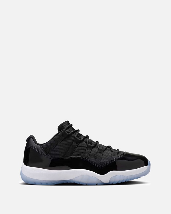 jordan 11's low top