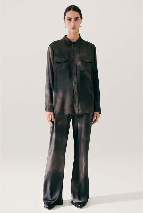 Silk Laundry Short Sleeve Boyfriend Shirt - Smoke Silk Laundry Short Sleeve Boyfriend Shirt - Smoke