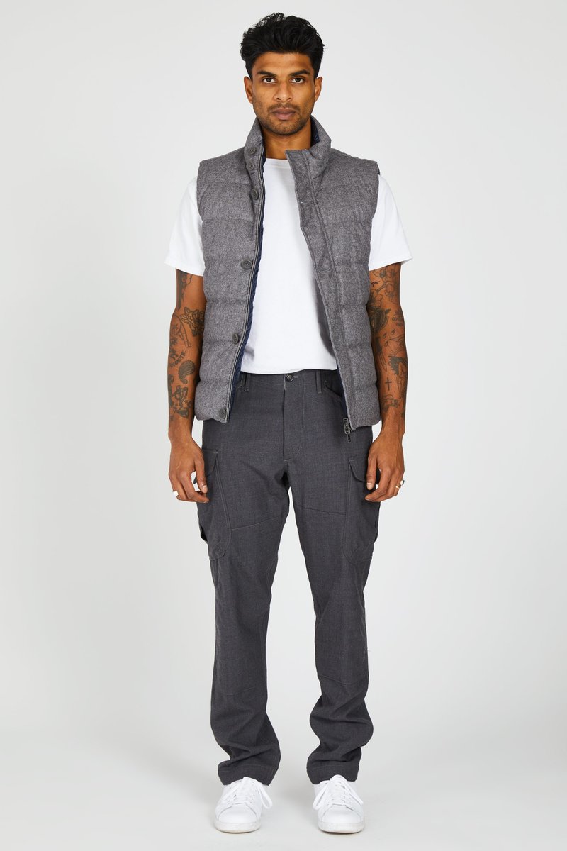 Herno SILK CASHMERE REVERSIBLE DOWN VEST - GREY/NAVY Herno SILK CASHMERE REVERSIBLE DOWN VEST - GREY/NAVY