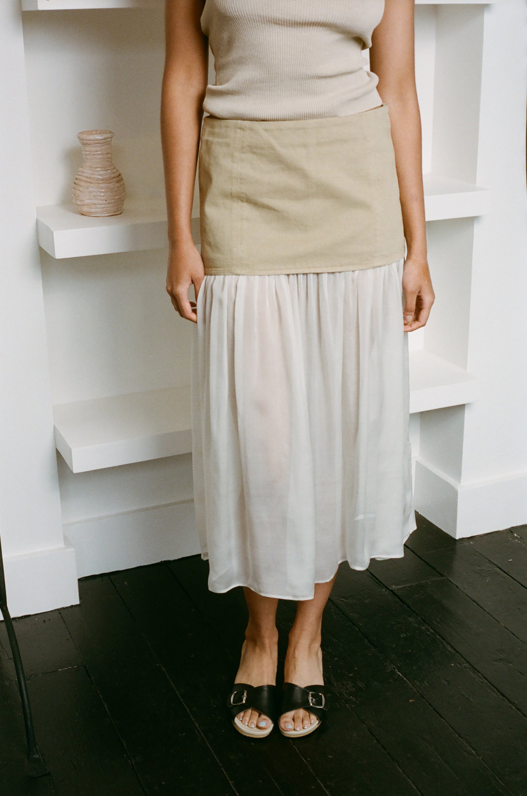 Paloma Beige Skirt Set