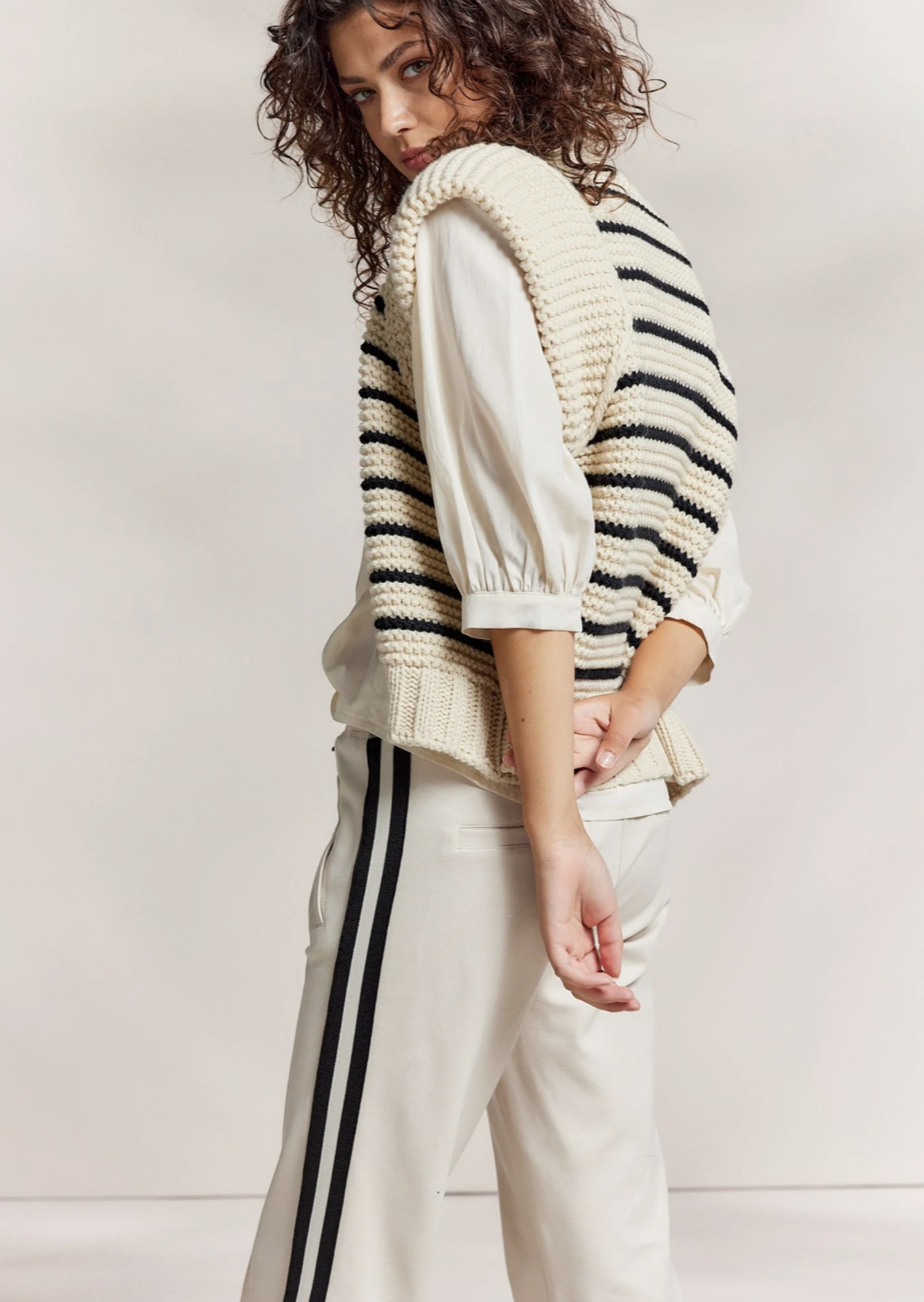 Chunky Knit Sleeveless Cardigan main image 0