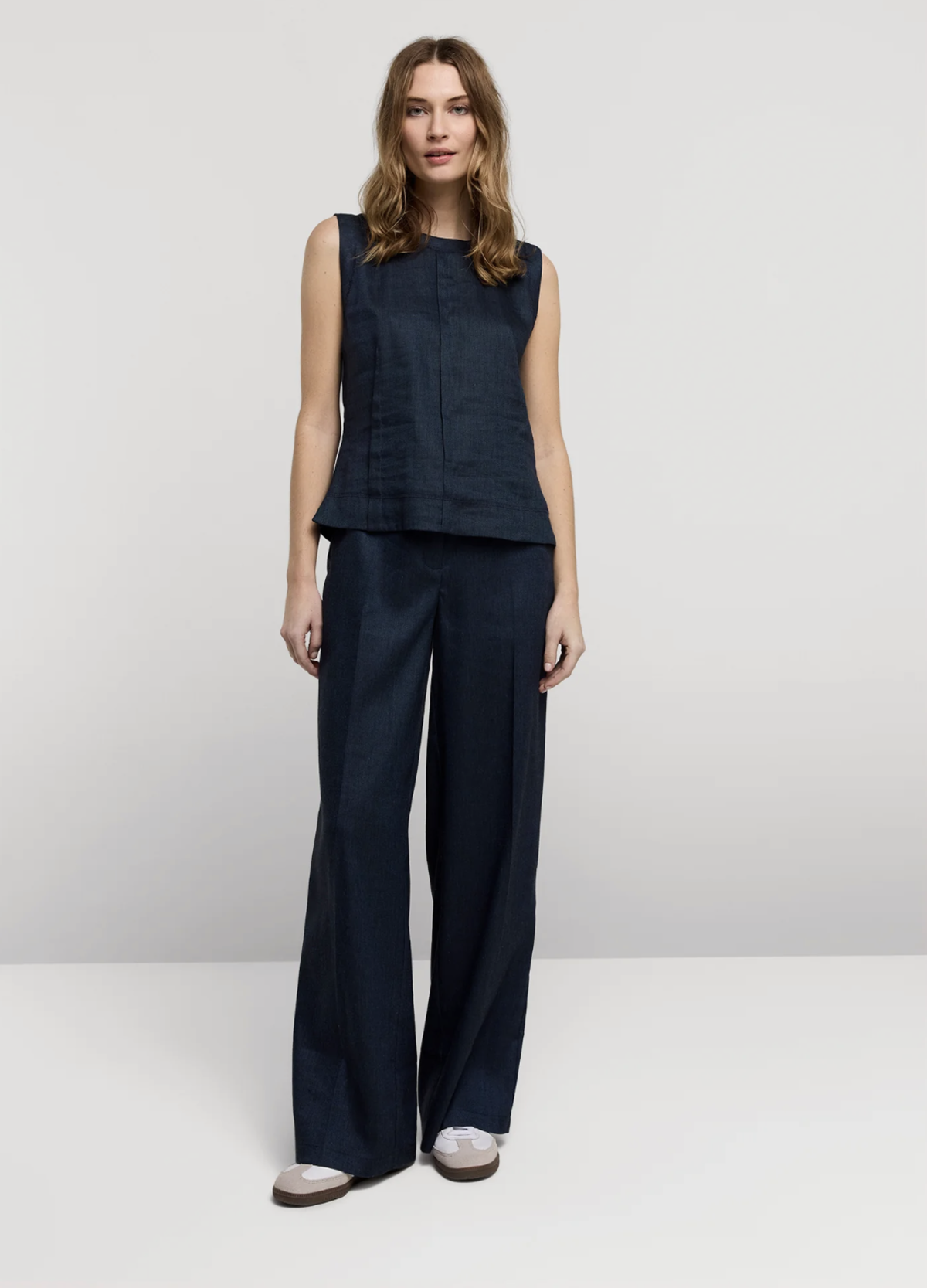 Summum Sleeveless Linen Blend Top - Image 1 of 3