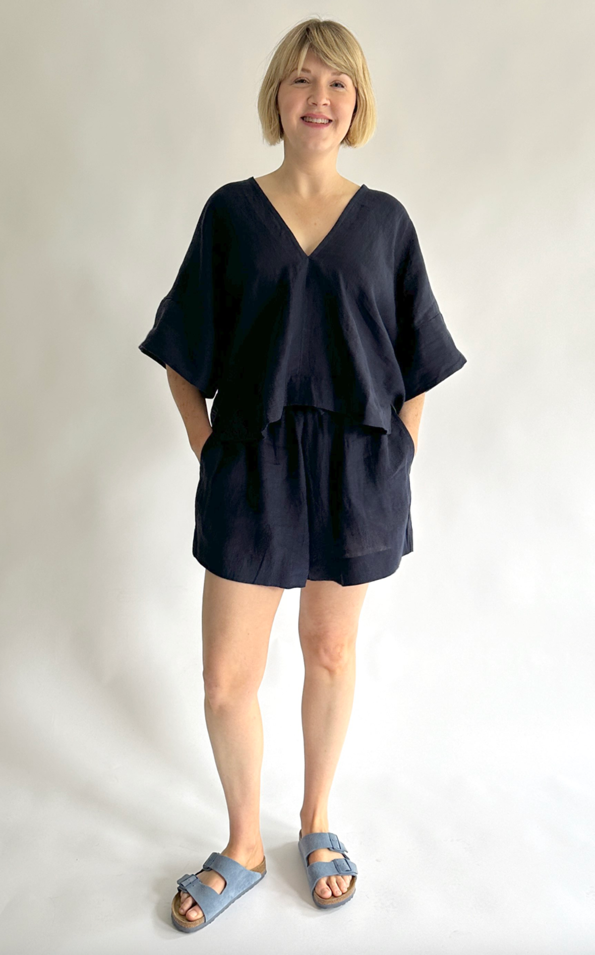 MAMÈNE Vacation Short - Navy - Image 2 of 4