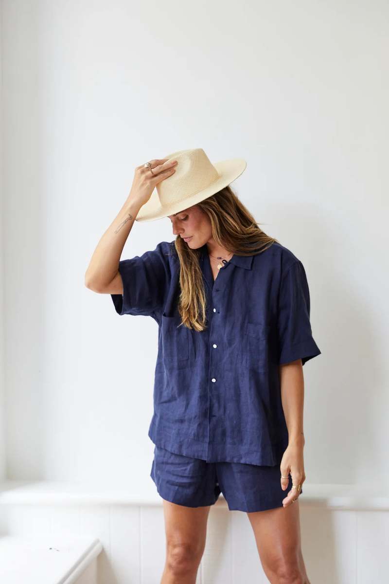 MAMNE Vacation Short - Navy