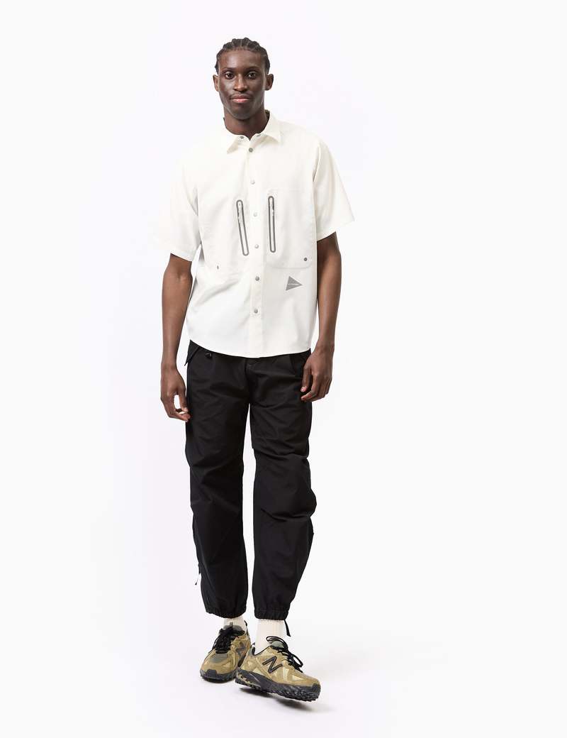 Tシャツ・カットソー AND WANDER FW24 Shirt with fleece insert (5744253120 010) typography printed SS T | and wander（アンドワンダー