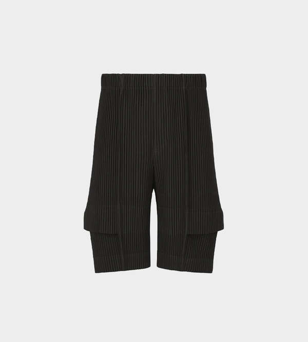 Issey Miyake Cargo Pleated Shorts - Black | Garmentory