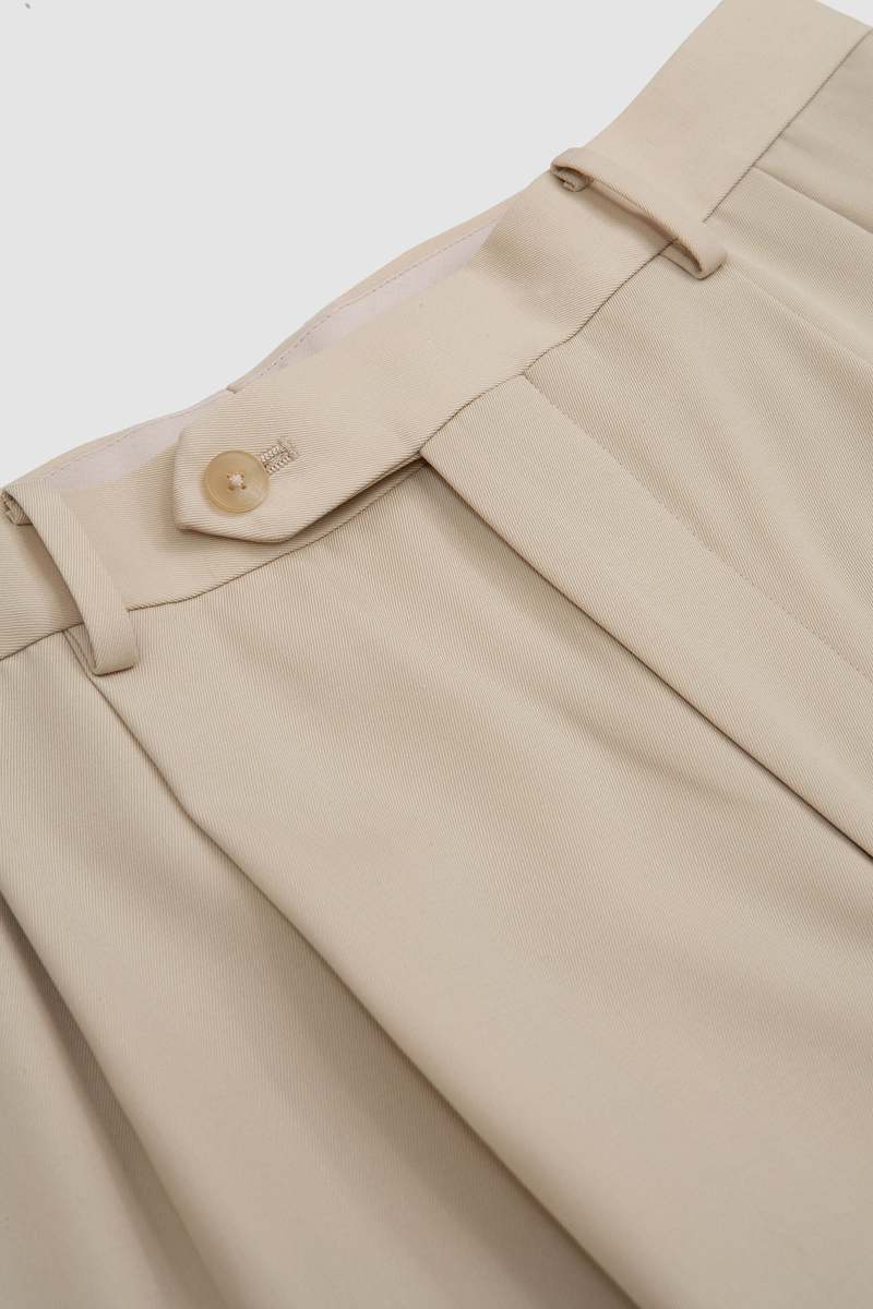 Auralee Wool/Gabardine Two-Tuck Slacks - Ivory | Garmentory