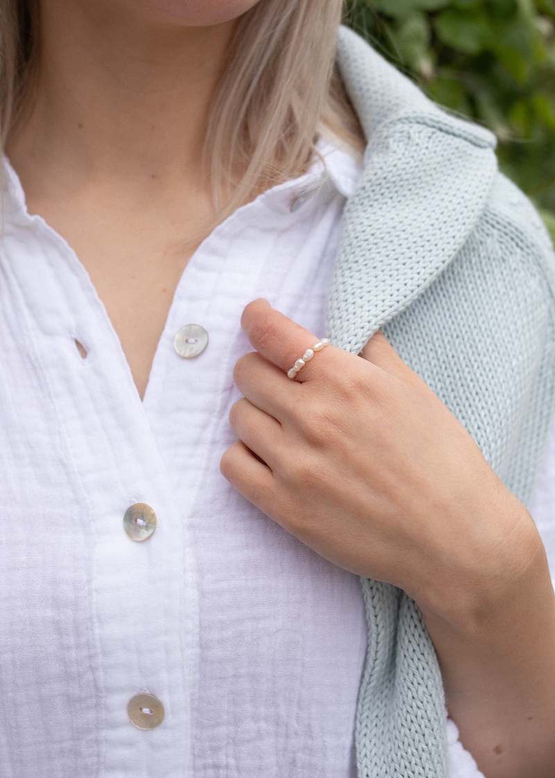 Honest Cotton Dainty Pearl Ring