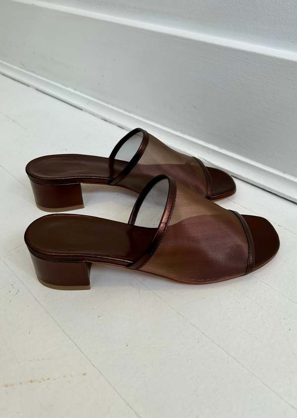 【関税込み】Maryam Nassir Zadeh ブロンズ Sophie スライド Maryam Nassir Zadeh Sophie Slide in Penny – JUDITH