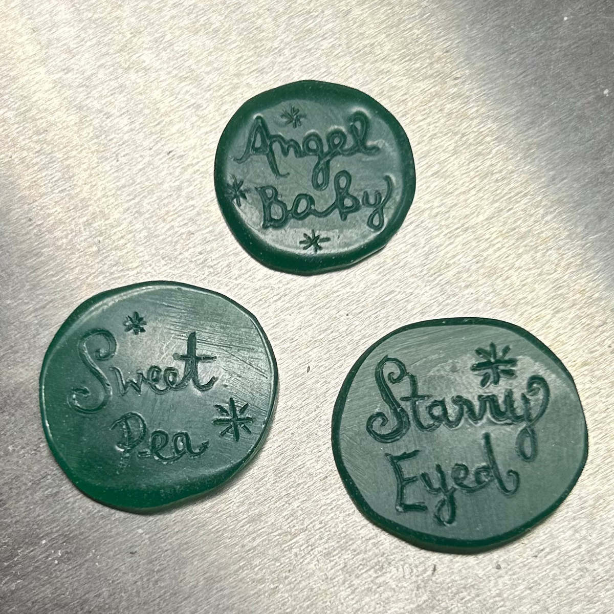 LILOU Gems Medallion Pendant Necklace - Image 9 of 9