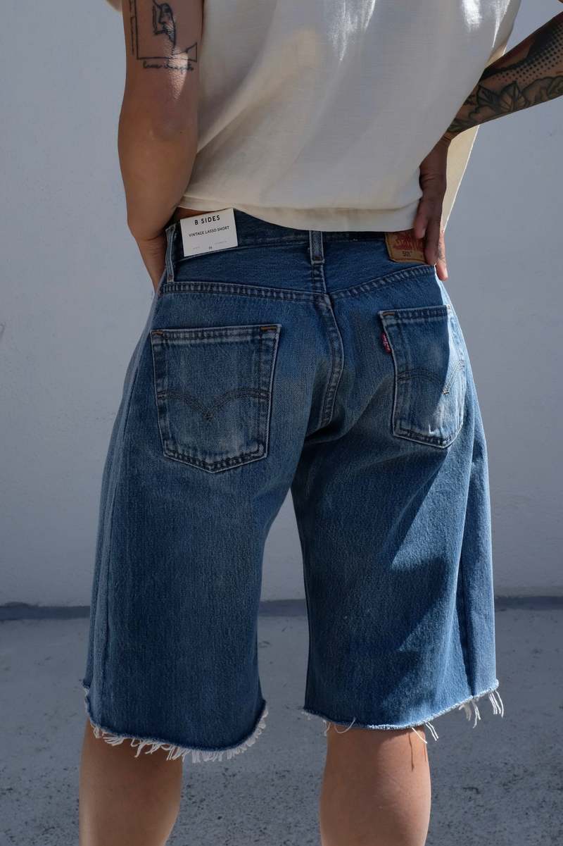 ショートパンツ B SIDES 'Vintage Lasso' bermuda shorts Light Blue B Sides Vintage Lasso Short in Vintage Indigo Curated at