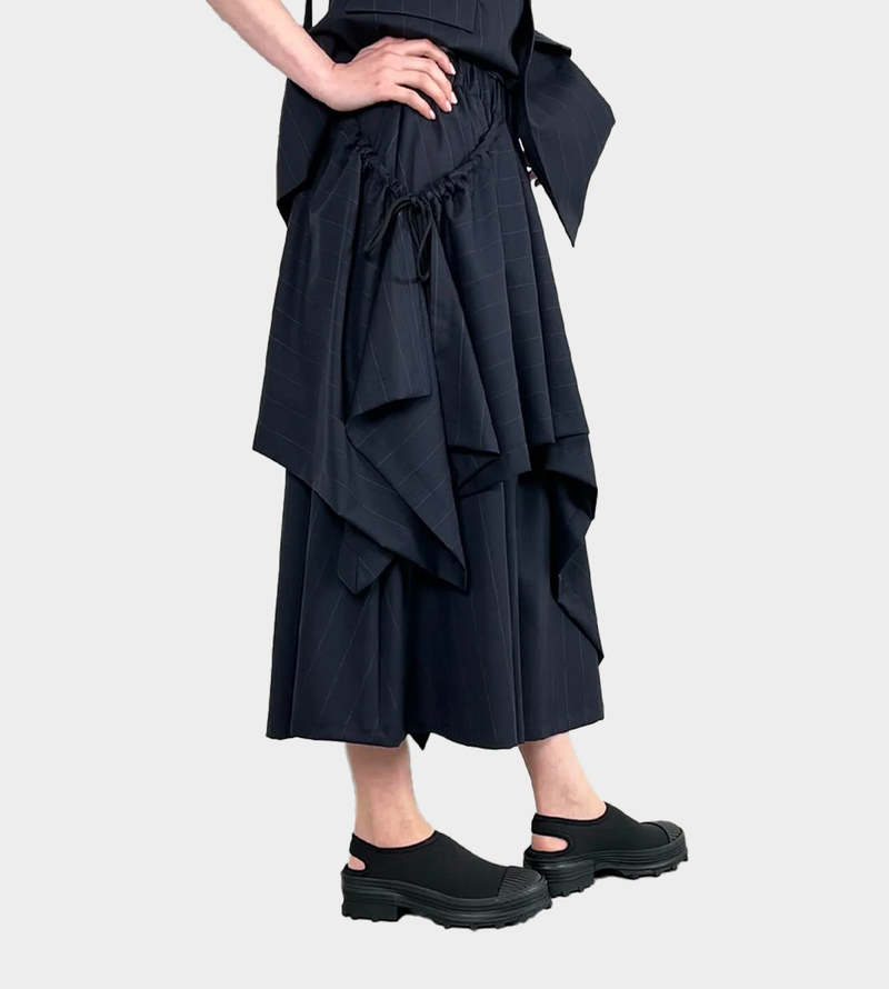 UJOH Rondom Hem Gathered Skirt スカート UJOH Random Hem Skirt - Navy | Garmentory