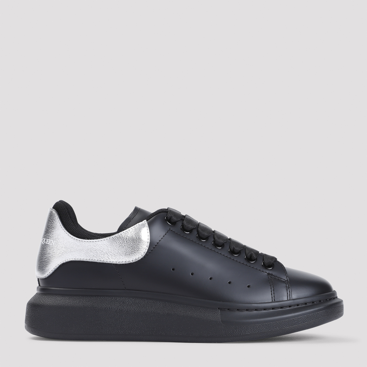 Alexander McQueen Sneakers - Black/Silver | Garmentory