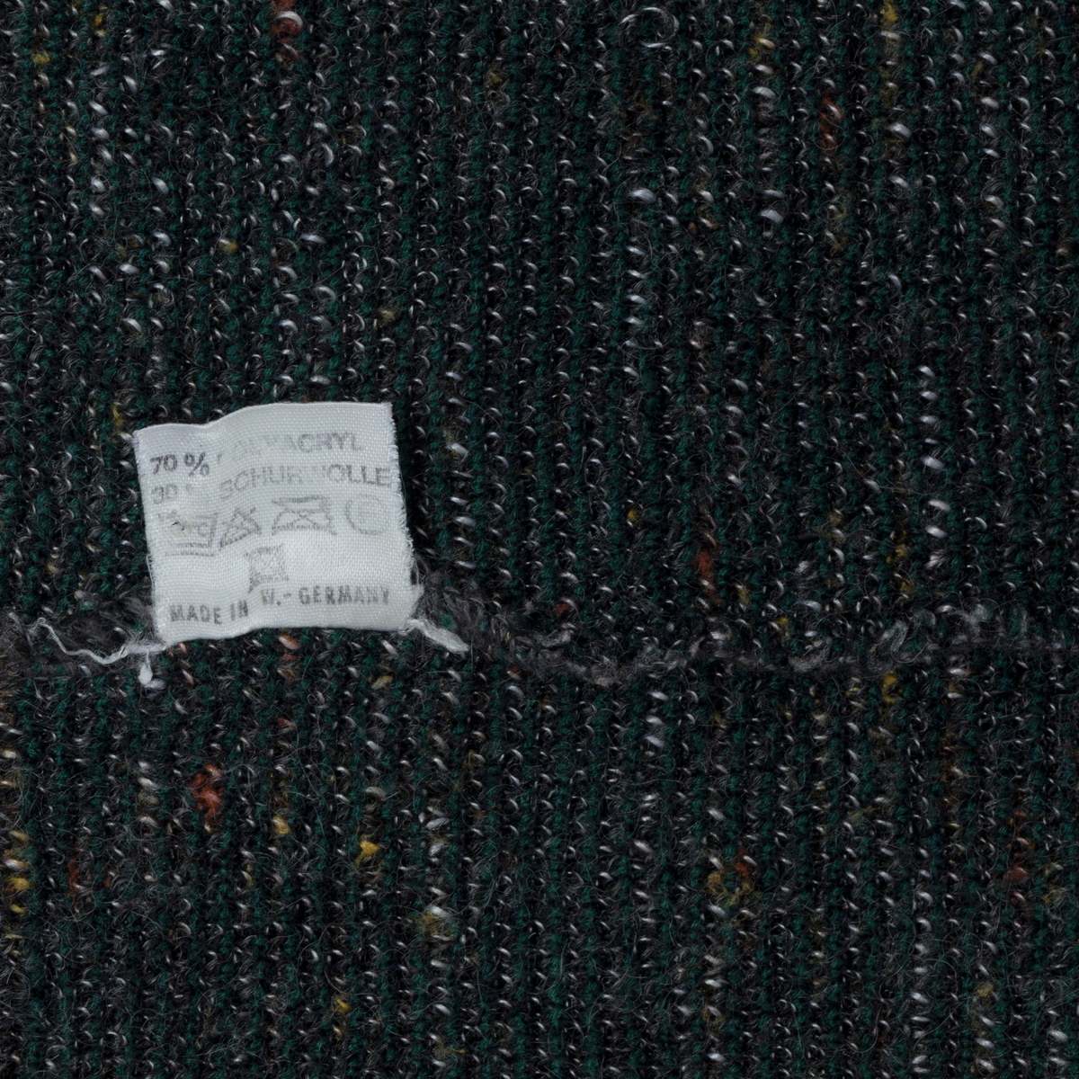 ? (West Germany) Jacquard Single Knit V-Neck Vest Emerald : XL - Image 7 of 7