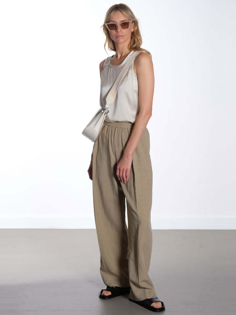 『SAMSOE SAMSOE』SALIX NP TROUSERS パンツ Samsøe & Samsøe Sajulia Trousers - Light Olive | Garmentory