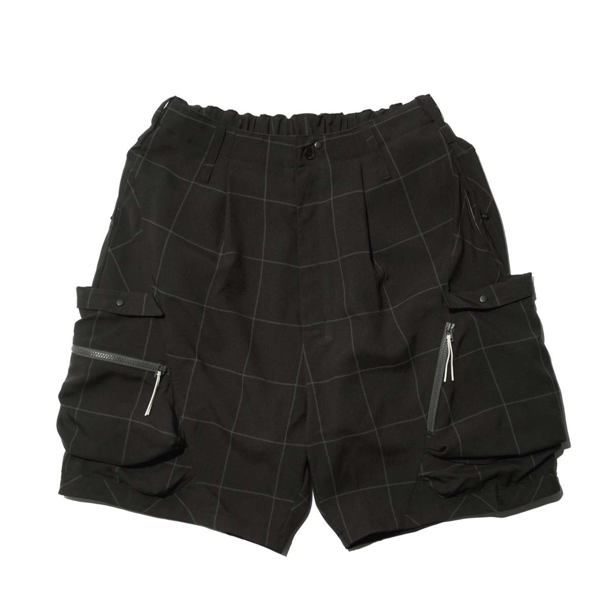 GOOPiMADE P01-M “Asymptotic” utility short | BONE | SEVENSTORE