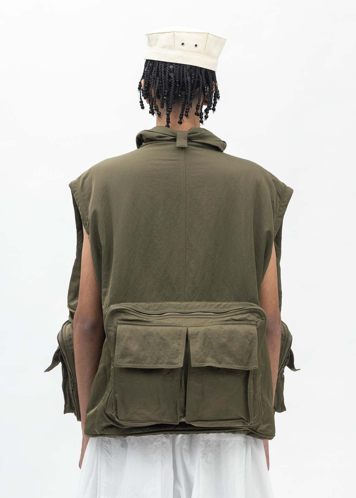 ヘドメイナー HED MAYNER × Reebok POCKETED VEST ブランドオフ HED MAYNER ナイロン ベスト ナイロン 中古 メ HED MAYNER X Reebok POCKETED VEST ARMY GREEN – 017 Shop