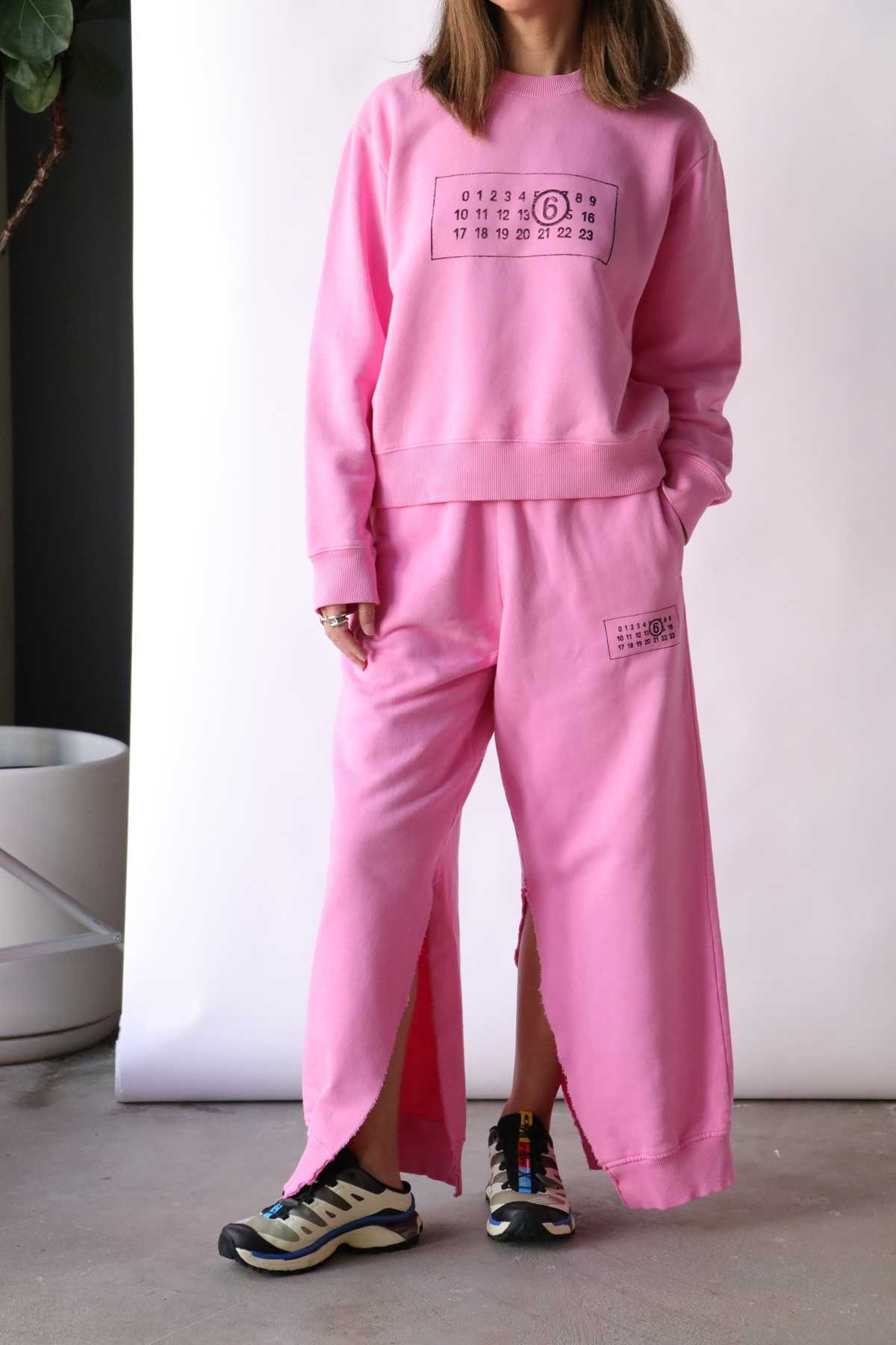 MM6 Maison Margiela Side Slit Sweatpants - Pink | Garmentory