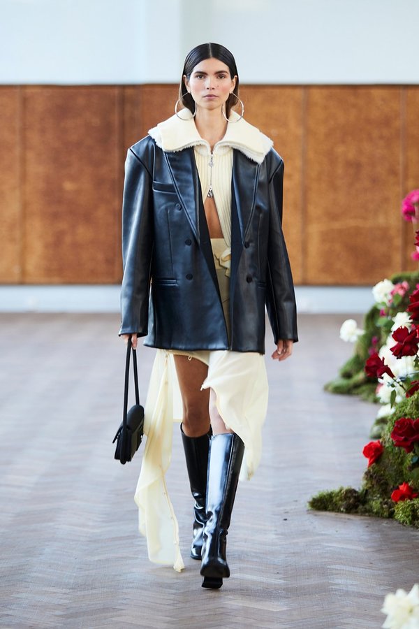 House of Sunny Double Collar Peggy - Butter