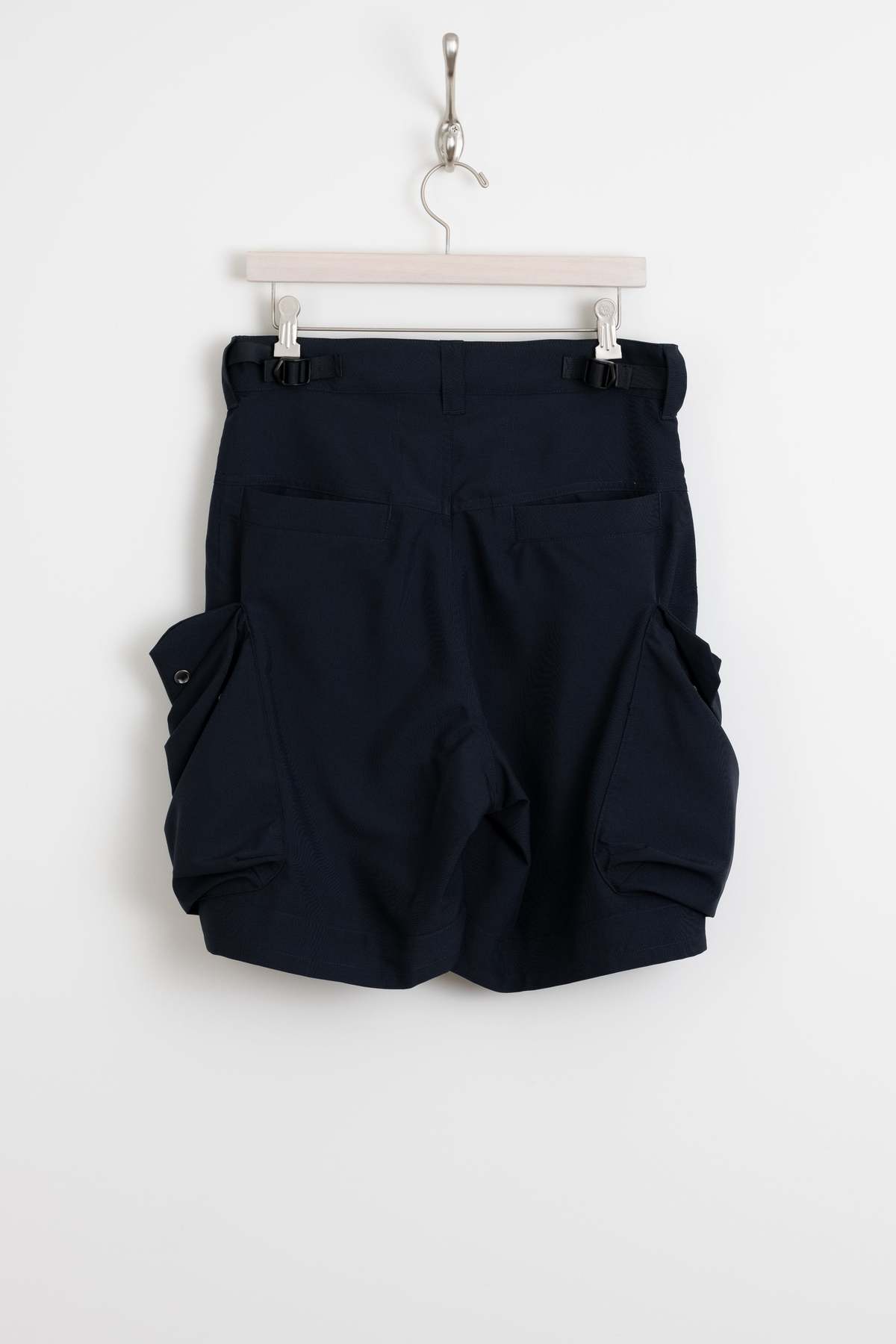 Meanswhile Luggage Cargo Shorts - Navy | Garmentory