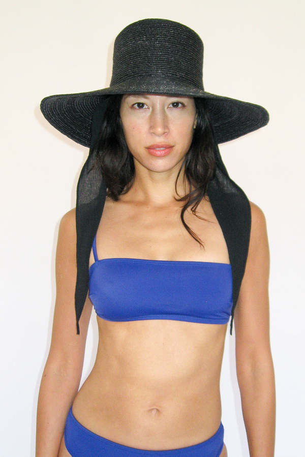 Clyde Wide Brim Flat Top hat - Black Straw/Neck Shade 