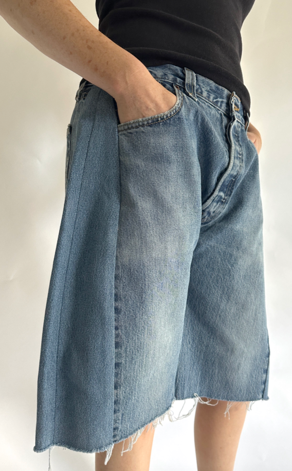 ショートパンツ B SIDES 'Vintage Lasso' bermuda shorts Light Blue B Sides Vintage Lasso Short in Vintage Indigo Curated at