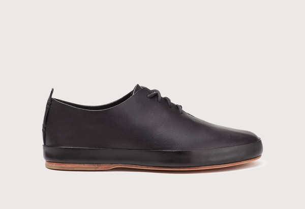 FEIT Hand Sewn Court - Black