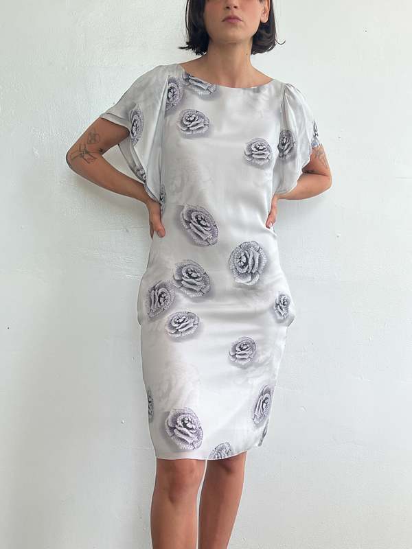 Vintage Armani Roses Silk Dress - Grayscale on Garmentory Vintage Armani Roses Silk Dress - Grayscale on Garmentory